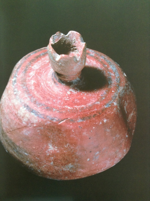 POMEGRANATE VESSEL, CA. 1050-980 BCE